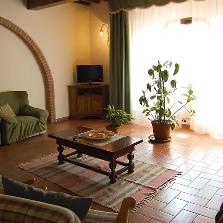 Casale Trieste Numero 12 Апартаменты *